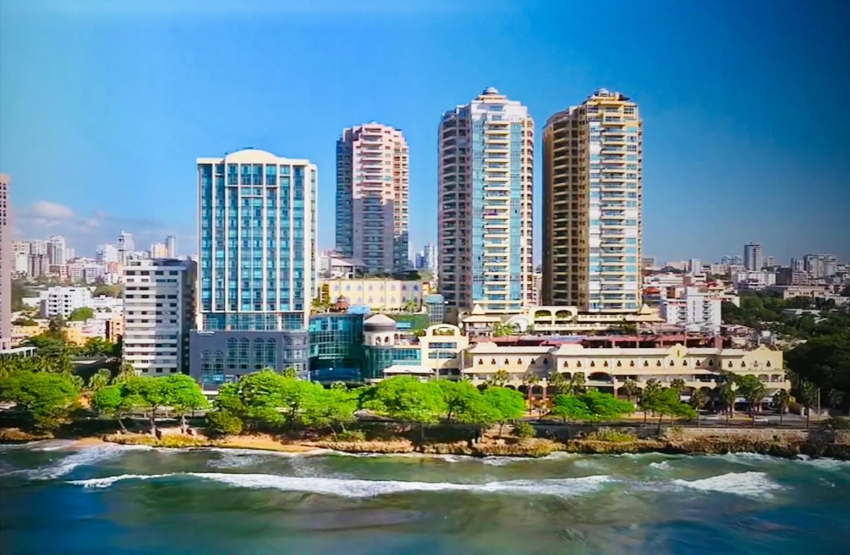 Spectacular Condominium Between The City And The Sea Санто-Доминго